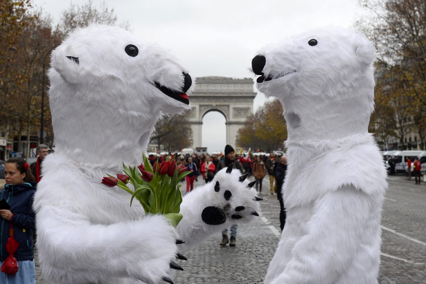 Uma "nova era" não se inicia toda vez que burocratas passam algumas noites em claro. Apesar disso, o Acordo de Paris marca uma nova direção para a cooperação global sobre o clima