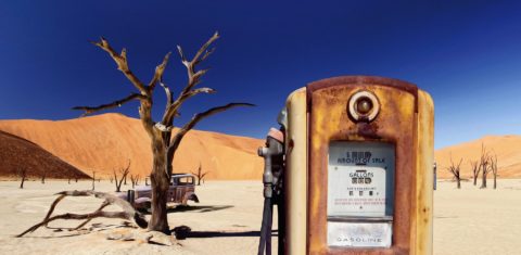 A participação dos combustíveis fósseis na matriz energética mundial continuará rondando a casa dos 85% e tornando cada vez mais distante o sonho de uma economia de baixo carbono