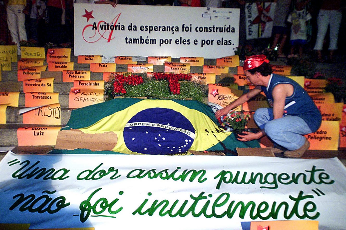 Em ato na Cinelândia, eleitor de Lula lembra os que lutaram pela democratização do país
