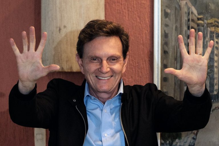 Para a professora Christina Vital, vários fatores influenciaram na vitória de Marcelo Crivella no Rio e não apenas o fato de ele ser evangélico. Foto Yosuyoshi Chiba/AFP