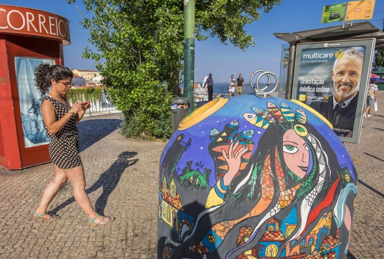 O número de jovens em Portugal vem diminuindo ano a ano. Foto Frank Guiziou/Hemis