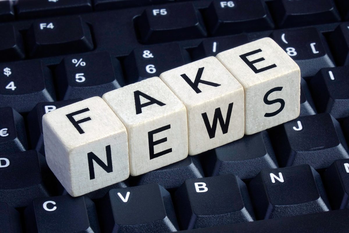 Fake news: as colunas proliferam no mar de preguiça do leitor para ler e interpretar as notícias. Foto Sascha Steinach /DPA