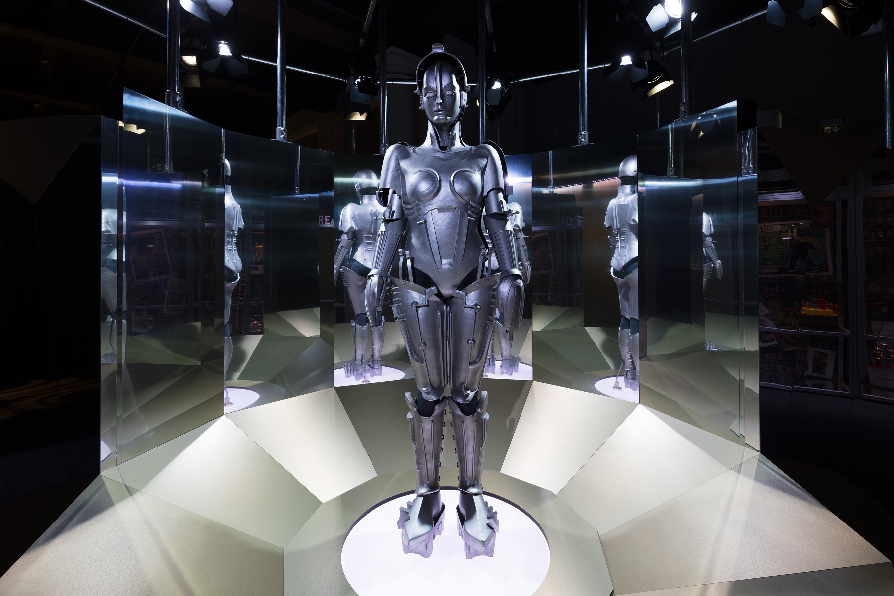 A réplica da icônica Maria, do clássico filme “Metropolis” (1927), de Fritz Lang. Foto Science Museum