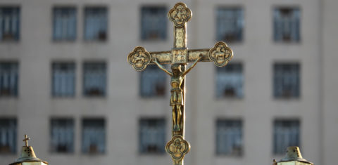 Fé no Brasil: Crucifixo. Foto de Luiz Souza/ NurPhoto/ AFP