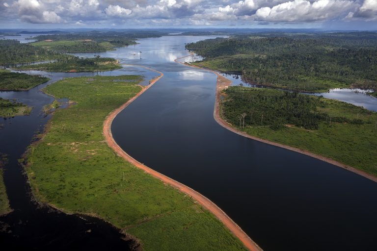 "Fim de festa em Belo Monte". A reportagem do #Colabora ganhou o Prêmio Petrobras de sustentabilidade. Foto de Marizilda Cruppe.