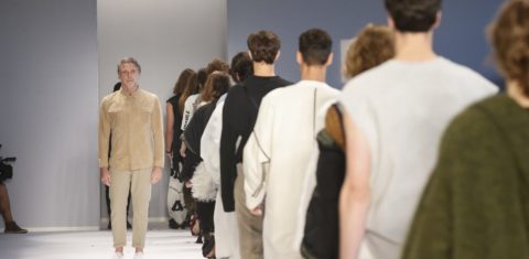 A Osklen desfilou a coleção mais sustentável da sua história na última São Paulo Fashion Week, em abril (Foto: Marcio Madeira /_Divulgação)