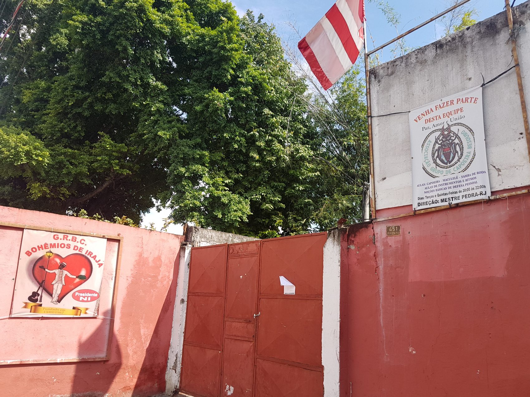 A quadra do Boêmios do Irajá, por onde passou Zeca Pagodinho (Foto Oscar Valporto)