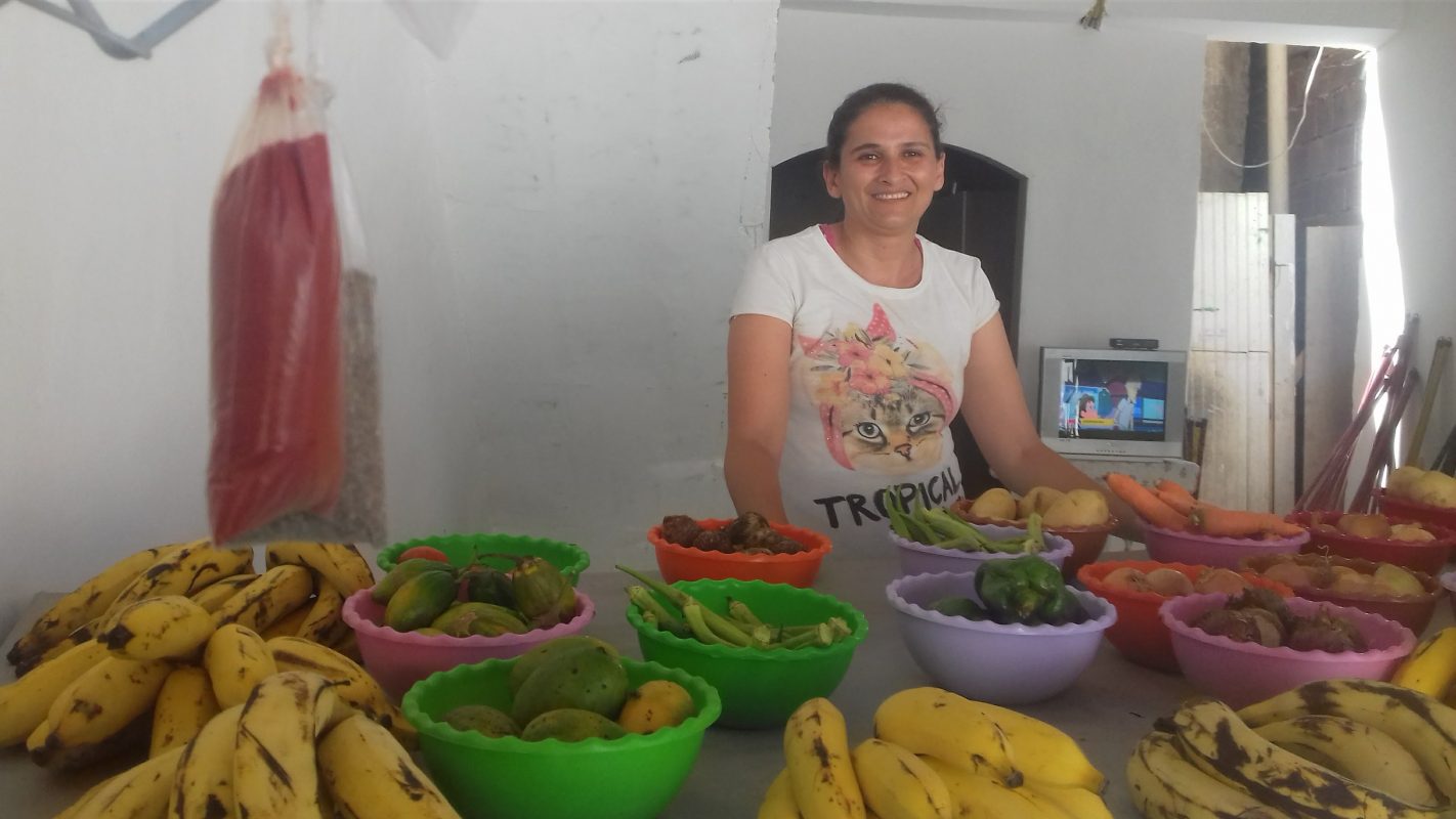 Credito do Banco Bem para barraca de frutas. Foto de Divulgacao