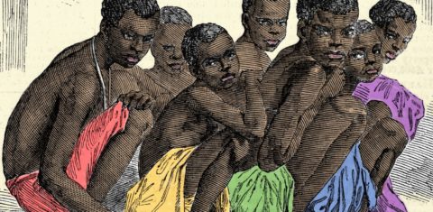 Gravura do século XIX mostra a posição dos escravos nos navios negreiros. Reprodução Costa/Leemage/AFP