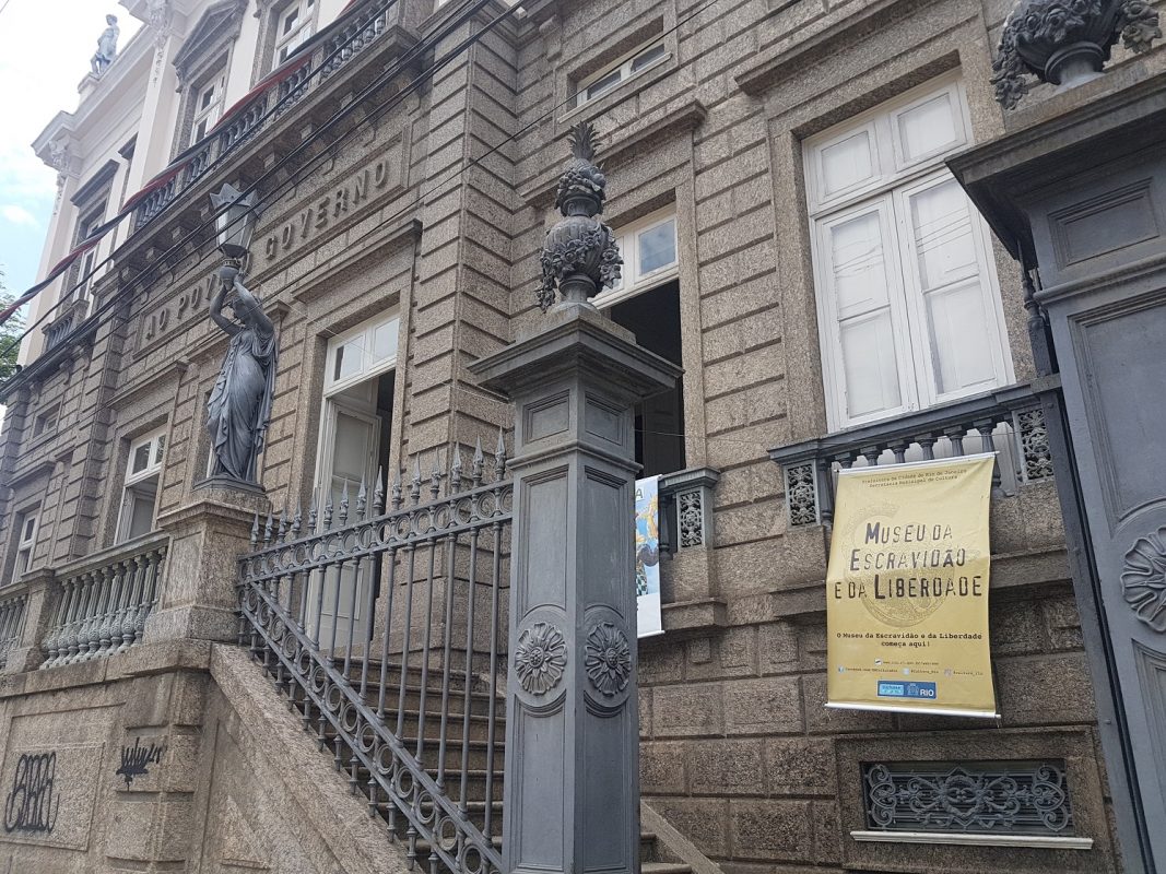 Centro Cultural José Bonifácio - um falso museu da escravidão e da liberdade. Foto Oscar Valporto