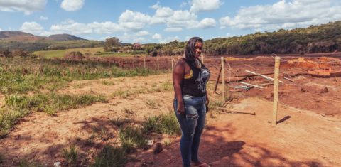 Soraya faz parte de uma das 10 famílias que trabalhavam na horta de Tunico, em Parque da Cachoeira, distrito de Brumadinho. (Foto: Andre Mantelli)