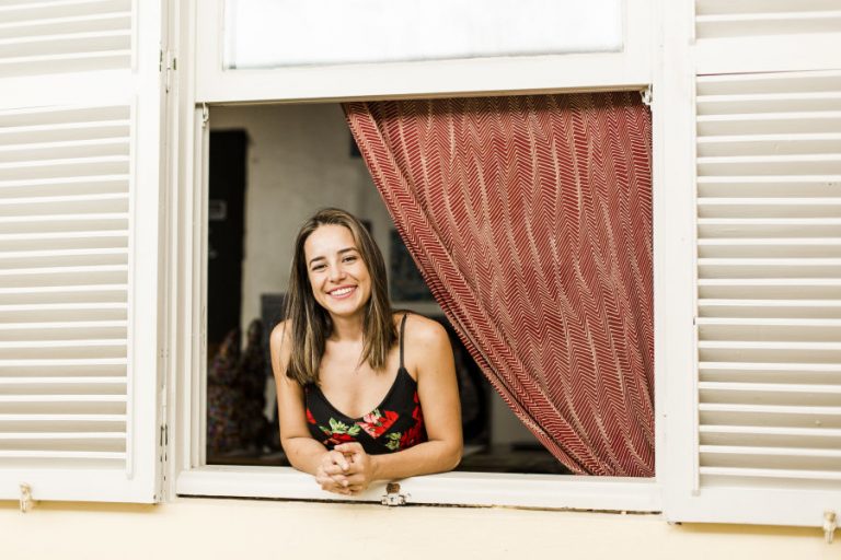 Natália Pietzsch, 30 anos, engenheira ambiental e proprietária de duas empresas de reciclagem e compostagem: empreendedora com propósito (Foto: Divulgação)