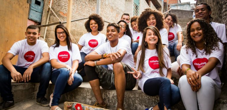 O Coletivo Jovem empodera jovens de 16 a 25 anos, moradores de comunidades urbanas de baixa renda (Foto: Luciano da Trindade)