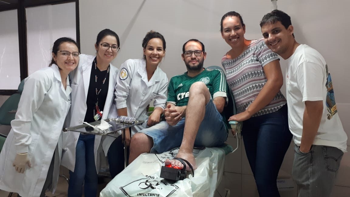 Aparelho Rapha (cura em hebraico), criado na UnB, pode evitar amputação em diabéticos. (Foto: André Giusti)