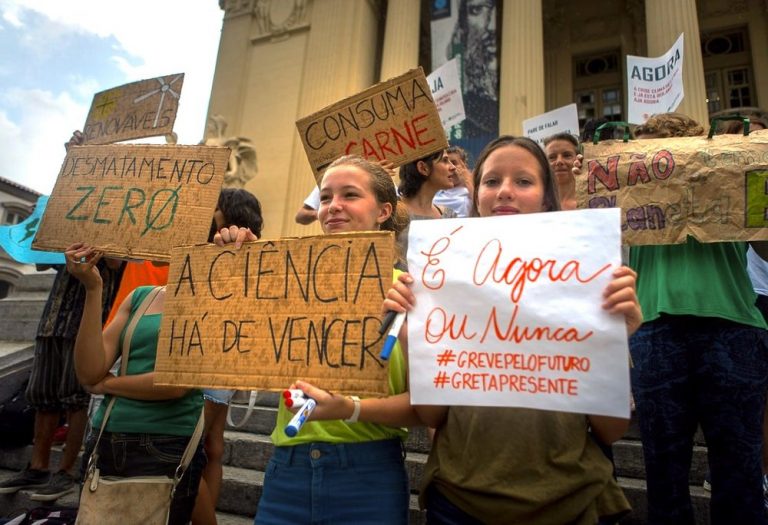 Manifestação da Fridays For Future pela emergência climática em maio no Rio: movimento em crescimento (Foto: Divulgação)