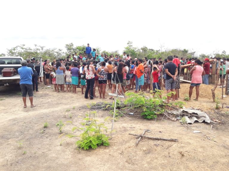 Enterro de Raimundo Guajajara no Maranhão: ameaças de morte após atentado a caciques Guajajara (Foto: Reprodução)