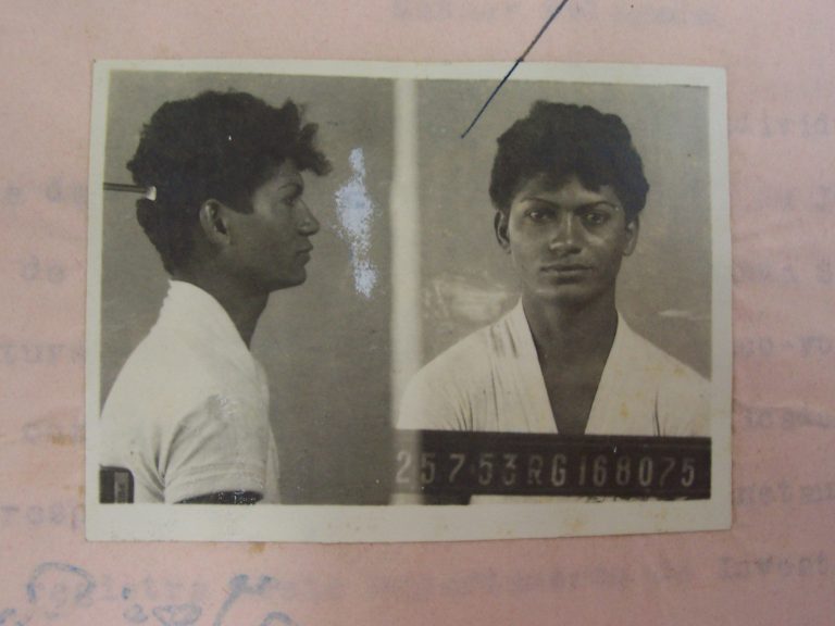 Negra, nordestina e travesti: a trajetória de Cintura Fina