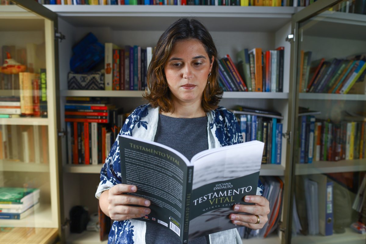 Medicina paliativa: Luciana Dadalto, advogada especialista em direito da saúde. Foto de Flavio Tavares