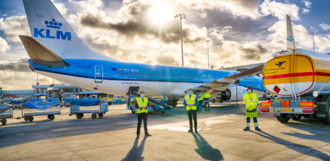 Avião da KLM voa com 5% de combustível de aviação sustentável