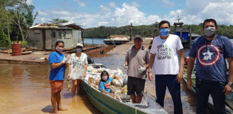 Ação da campanha Mercado Solidário na pandemia em Tarumã (AM): logística na Amazônia requer conhecimento das particularidades regionais (Foto: Onisafra)