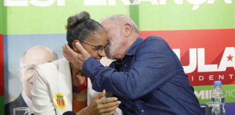 Marina e Lula no encontro para selar apoio: ao assumir propostas da ex-ministra programa de governo do petista se torna o mais verde entre os candidatos do campo democrático (Foto: Ricardo Stuckert / Divulgação - 12/09/2022)
