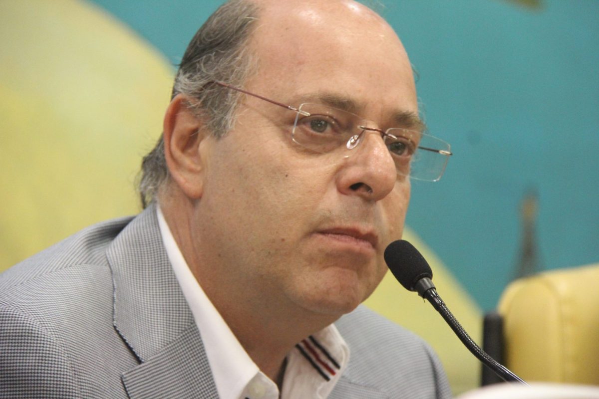 O advogado Ari Friedenbac, pai de Liana, assassinada aos 16 anos: críticas à internação de Champinha numa unidade irregular e defesa de mudanças no ECA para prever punição severa para crimes graves (Foto: CMSP)