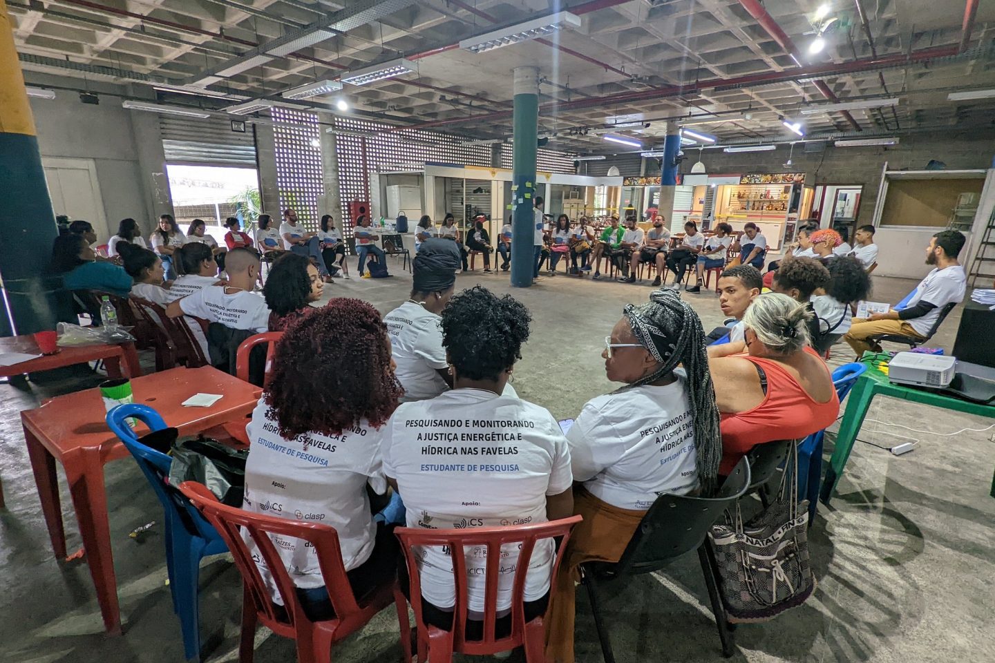 Lideranças e jovens de 15 comunidades do Grande Rio participaram do curso. Foto: Painel Unificador das Favelas/ComCat