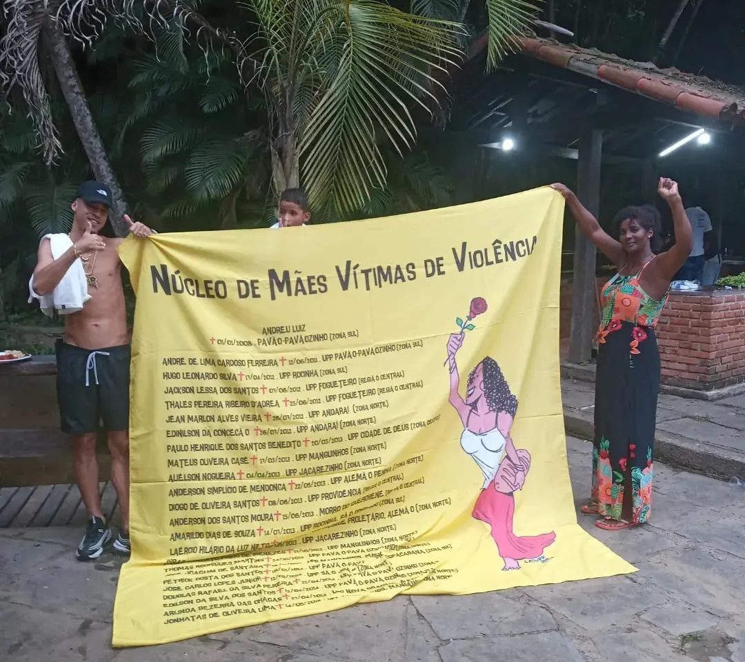 Deize (à direita): ativista que luta por justiça na morte de filhos vítimas da violência. Acervo pessoal