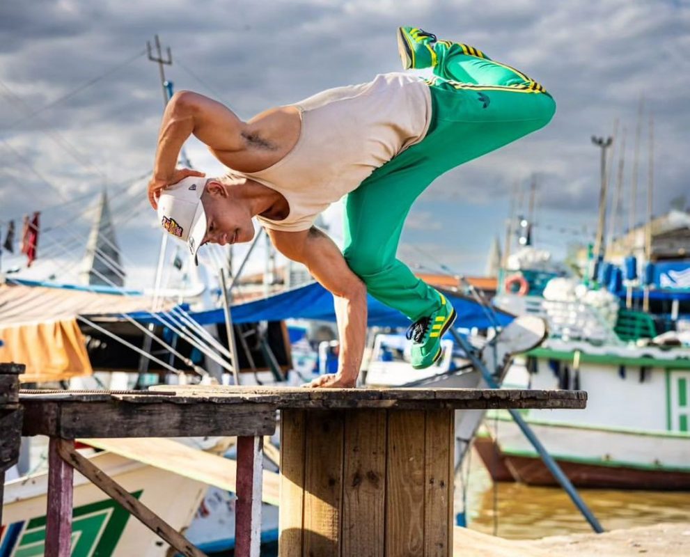 O b-boy Leony em Belém: vida transformada pelo breaking (Foto: Fabio Piva / Red Bull Content)