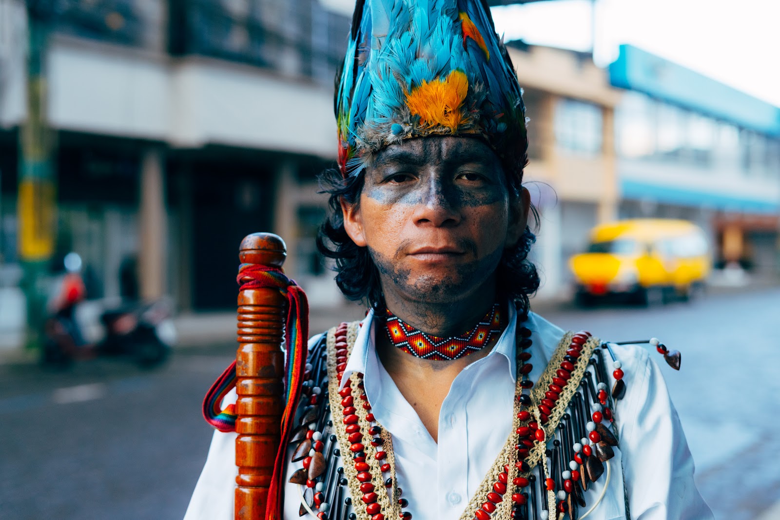 Luis Canelos, presidente da Pakkiru, organização que hoje representa 16 comunas, povos e associações indígenas da etnia Kichwa de Pastaza: união para resistir à exploração de petróleo (Foto: Diego Lucero / InfoAmazonia)