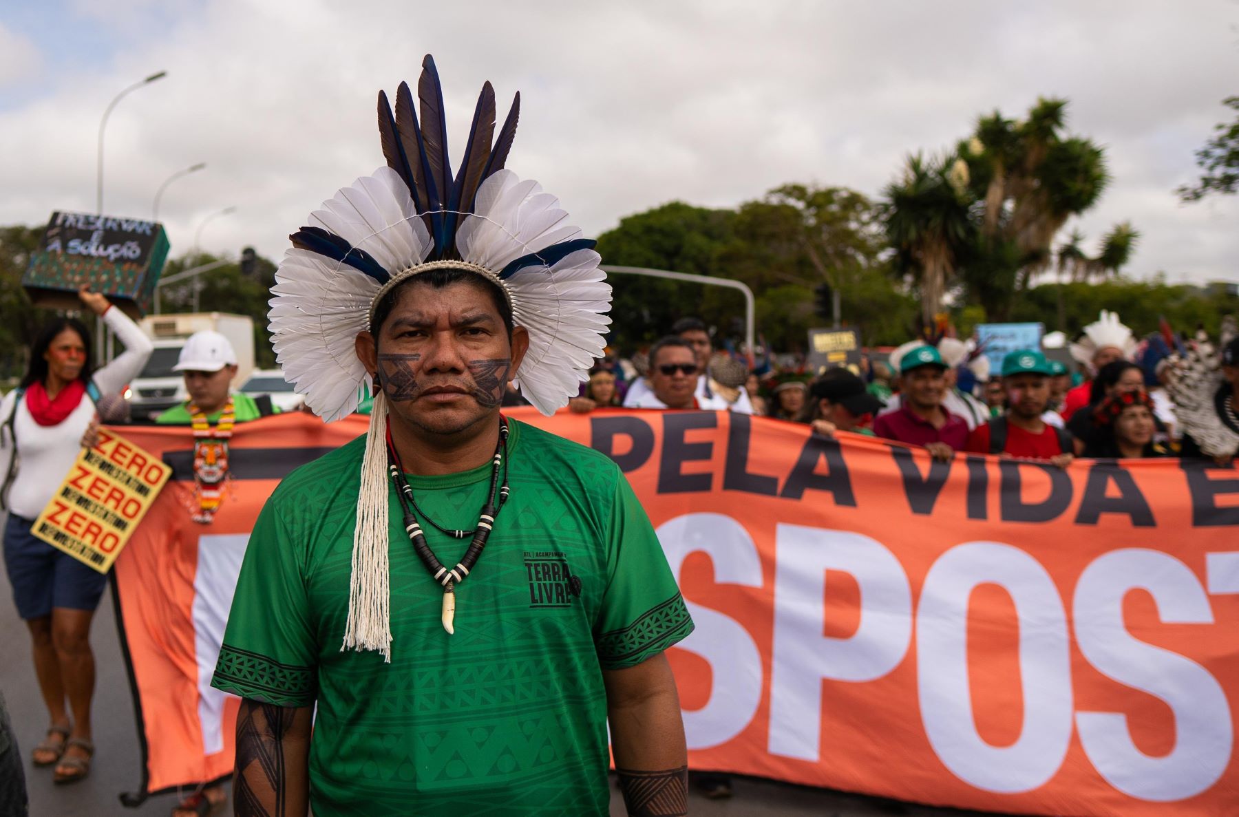 Amarildo Tucuxi em ato em defesa dos direitos indígenas: luta por território é também uma luta por paz, justiça e dignidade (Foto: CIR - 05/06/2025)