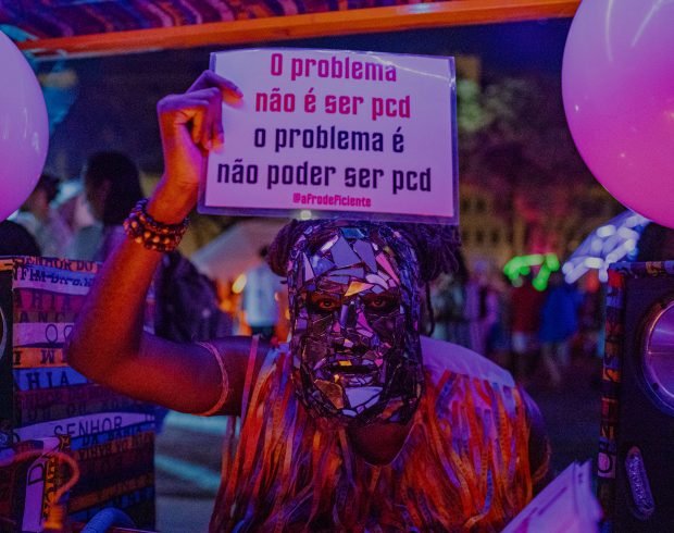 A incrível história de luta de Afrodef e a sua Cadeira de Som