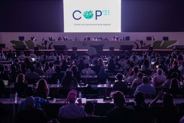 Anúncio na COP30, em Belém, da copresidência de Turquia e Austrália para a COP31: mapas do caminho para fim dos combustíveis fósseis e para desmatamento zero na pavimentação da estrada para a próxima Conferência do Clima (Foto: Rafa Neddermeyer / COP30 - 22/11/2025)