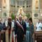 Foto colorida de José Antonio Kast com sua esposa María Pía Adriasola e o cardeal Fernando Chomali em cerimônia realizada na Catedral Metropolitana de Santiago (Foto: Assessoria de Imprensa da Presidência da República do Chile)
