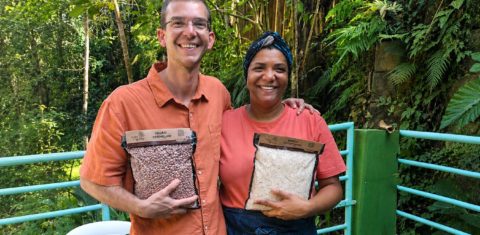 PBruno, do Teia da Terra, e Gislene, da Unija: sinergia para criar cadeia alimentar viva (Foto: Divulgação)